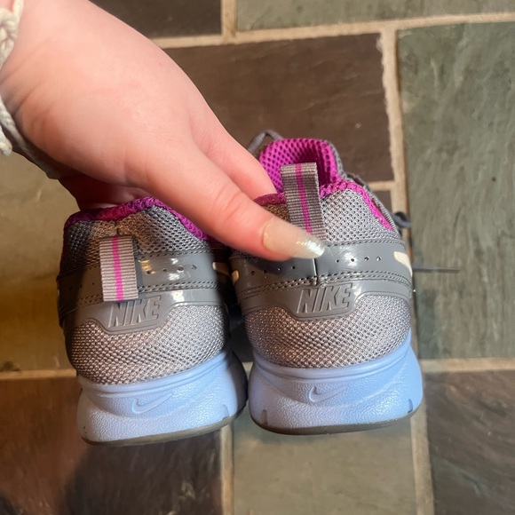 Nike Memory Foam Running Shoes Purple & Gray 8 - Picture 3 of 4